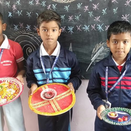 b3b9405b-f830-4a51-9159-caa3f9b32a62